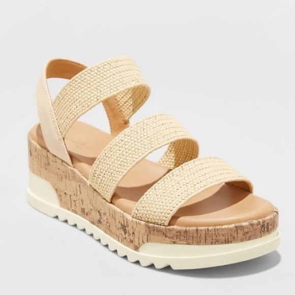 universal thread platform sandals